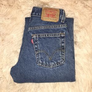 🚨SOLD🚨 Vintage high waisted Levi's